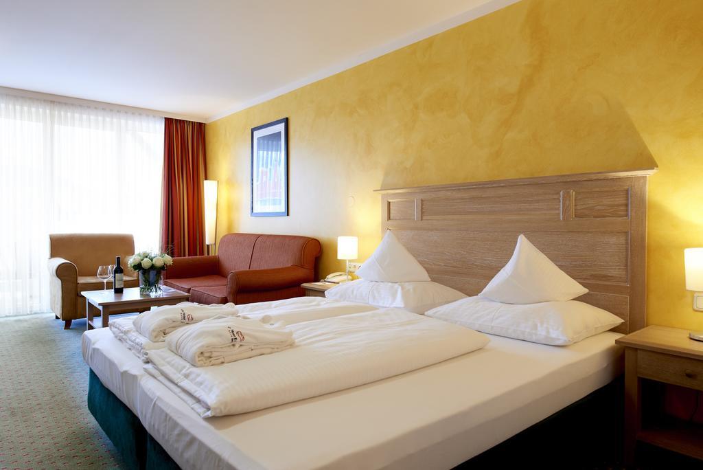 Das Hotel Eden - Das Aktiv- & Wohlfuehlhotel In Tirol Auf 1200M Hoehe Seefeld in Tirol Dış mekan fotoğraf